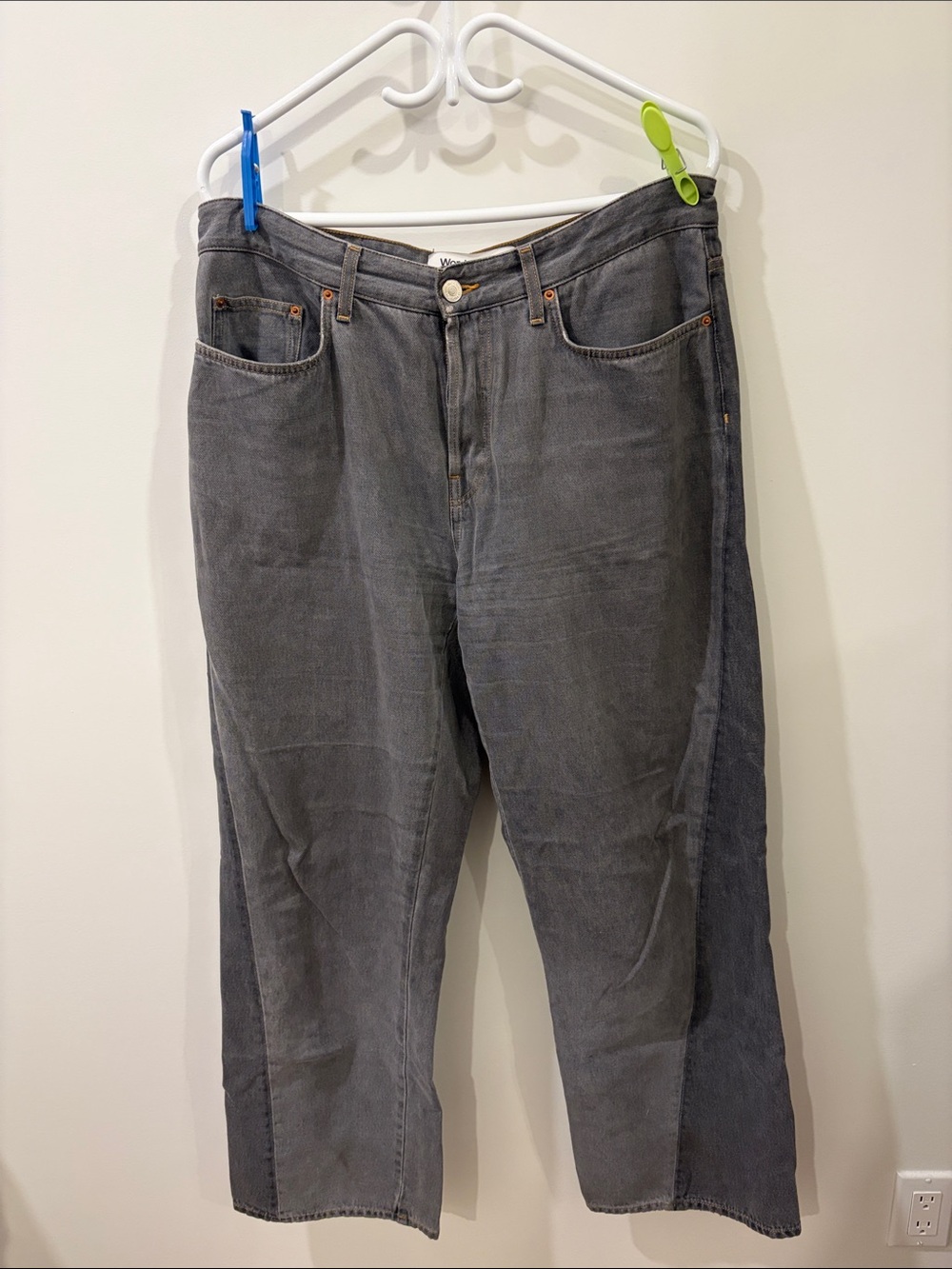 Won hundred grey baggy jeans with side of paneling size 31